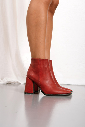 Botas Mujer Botinetas Taco Alto Eco Cuero Punta Fina Gretel