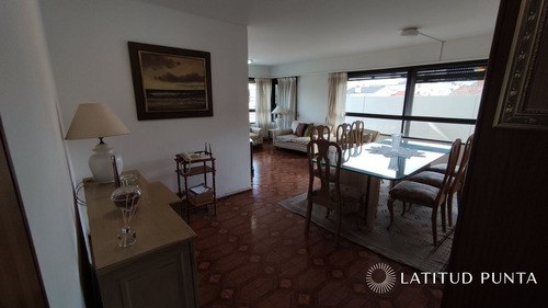 Imagen 2 de 30 de Apartamento En Península, 3 Dormitorios Más Dependencia