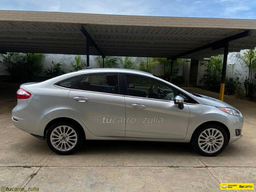 Ford Fiesta Titanium