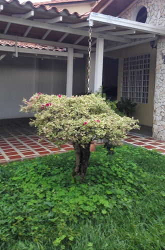 Imagen 10 de 14 de Se Vende Casa En Urb. Las Delias