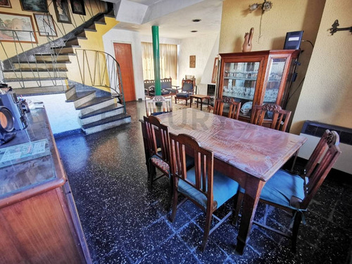 Imagen 3 de 13 de Horacio Cestino E/ San Martín Y Sidotti. Casa En Venta En Ensenada