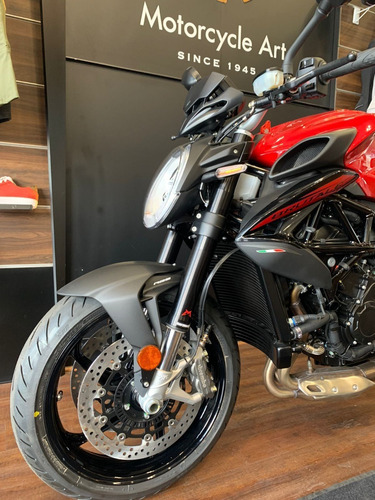 Imagen 17 de 25 de Mv Agusta Brutale Rosso 800 2021