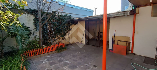 Casa En Venta De 3 Dorm. 2 Baños En Maipú