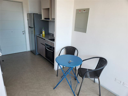 Departamento En Venta De 1 Dorm. En Iquique