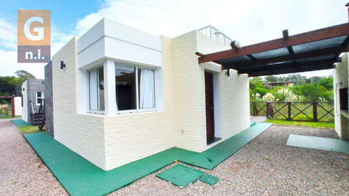 Casa En Piriápolis (portales) - Ref. 4581