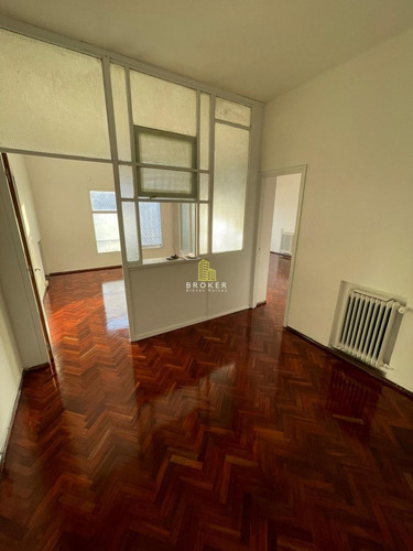 Imagen 1 de 8 de Alquiler Oficina Centro 49m2! Ejido Y 18!