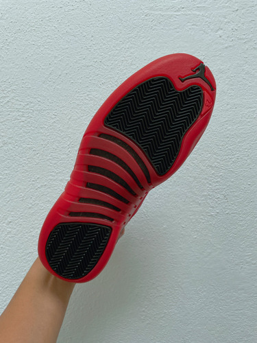 Tenis Air Jordan 12 Retro Flu Game 2016 | 27 Mx | 9 Us. (Usado)