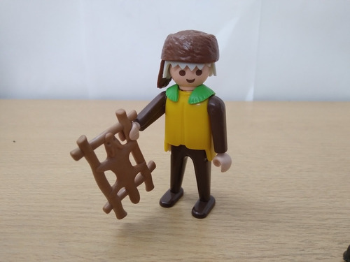 Imagen 3 de 7 de Cazador Playmobil 3394 Casi Completo Con Caja