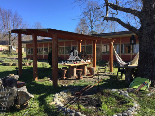 Casa En Venta De 3 Dorm. En Pucón