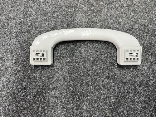 Agarradera Techo Del Izq Bmw 325i E60 E61 E90 E91 E92 04-11 (Usado)