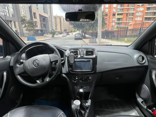 Renault Logan 1.6 Expression