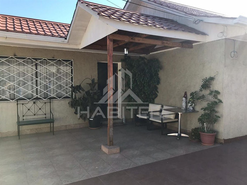 Casa En Venta En Talca