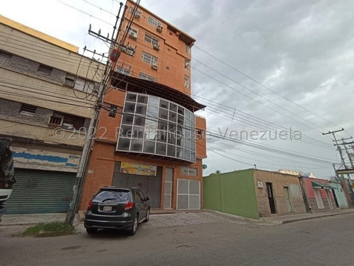 Imagen 1 de 29 de Apartamento En Venta Zona Centro Maracay 23-19616 Hc