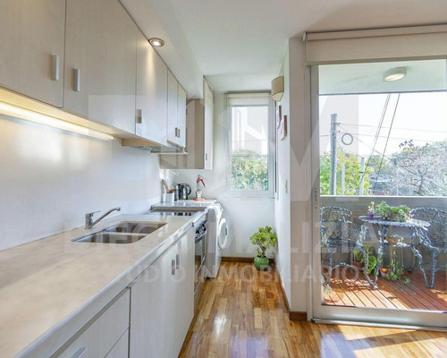 Venta Departamento Dos Ambientes Con Cochera En Banfield.