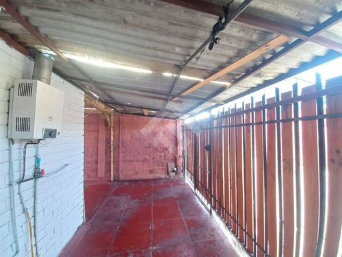 Casa En Venta De 2 Dorm. En Puente Alto, Js