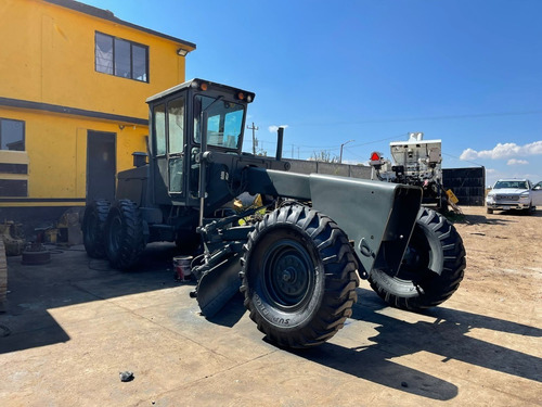 Imagen 4 de 14 de Motoconformadora Marca John Deere Modelo 570a