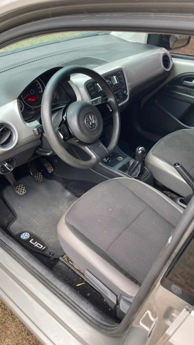 Imagen 8 de 22 de Volkswagen Up! 2016 1.0 High Up! 75cv