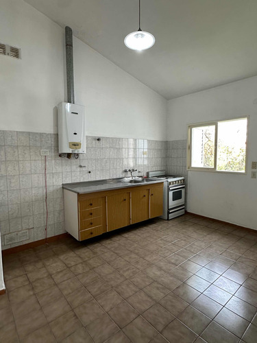 Casa 3 Dormitorios! Barrio Residencial!