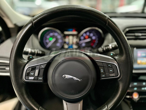 Jaguar XE 2.0 Pure
