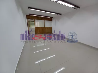 Oficina en arriendo