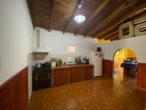 Casa En Venta 3 Dormitorios - Centenario
