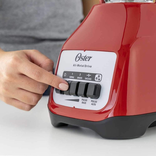 Licuadora Oster BLSTKAG-RPB 1.5 L roja con vaso de vidrio 127V