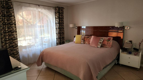 Magnifica Casa Colonial En Hermosa Parcela De Agrado