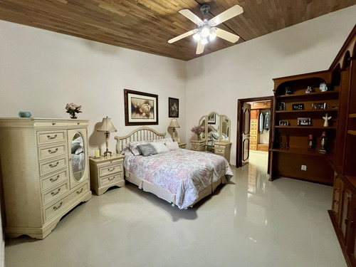 Casa En Venta En El Palomar