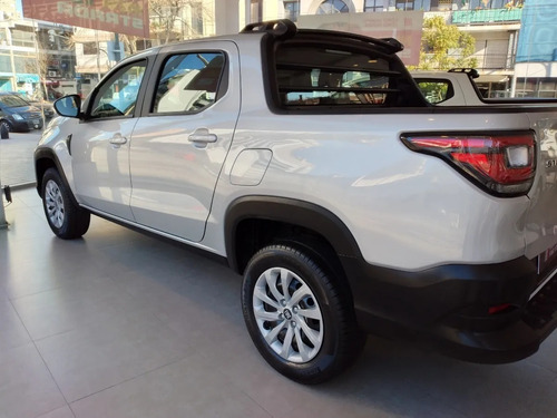 Fiat Strada 1.4 8v Freedom Cd