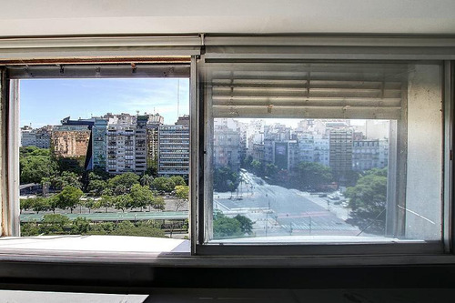 Oficina De 430 M2 En El Centro. Piso Alto, Vista Abierta, Muy Buen Estado