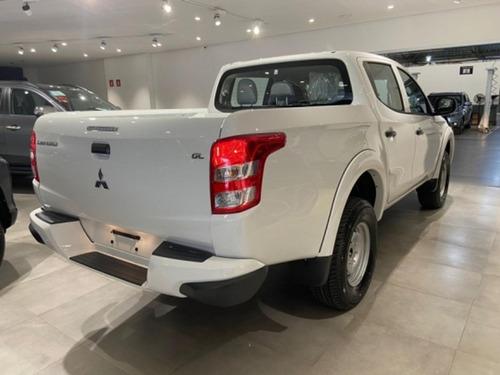 Mitsubishi L200 2.4 Triton Gl Cab. Dupla 4x4 4p
