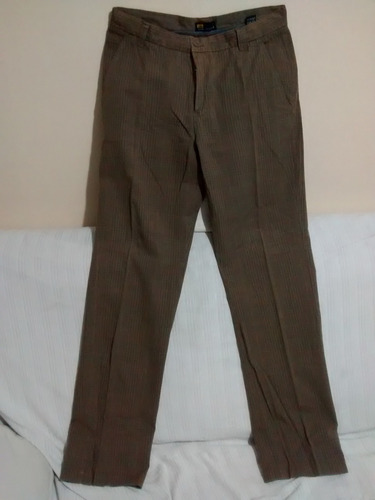 Remato Pantalón Marca Lois T/36,ligero Detalle,a S/. 28