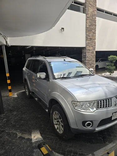 Mitsubishi Montero Limited Piel Qc 7 Pasajeros 4x4 At