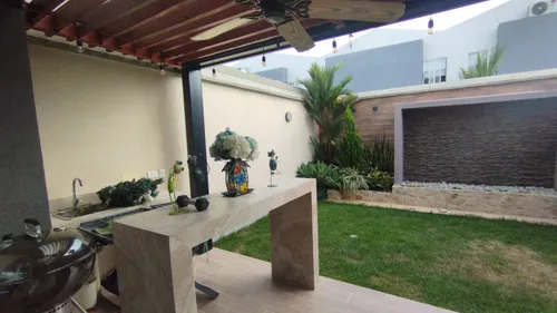 Casa En Venta En Pance. Cod V11504
