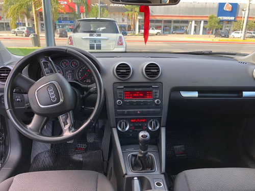 Audi A3 1.6 102cv 2010
