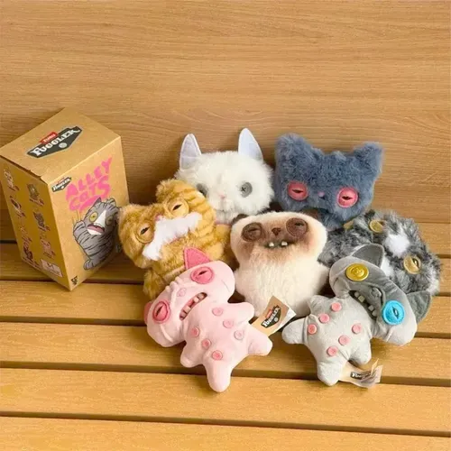 Chaveiro De Pelúcia Fuggler Alley Cats White Monster