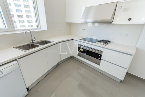 Venta-alquiler Departamento 3 Ambientes En Alvear Tower, Puerto Madero