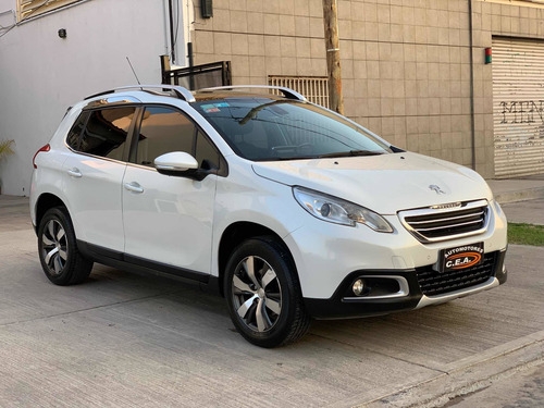 Imagen 3 de 10 de Peugeot 2008 2017 1.6 Feline
