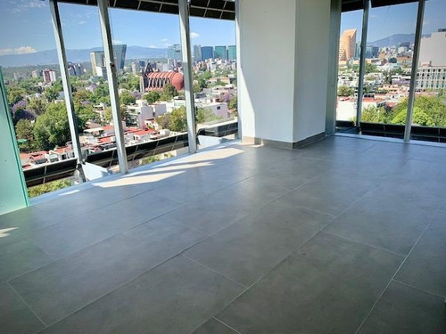 Polanco, 279m2, 7 Privados En Cristal, Sala De Juntas, Amplia Área Abierta De Trabajo, Vista Panorámica, Muy Iluminada, Aire Acondicionado, 5 Estacionamientos