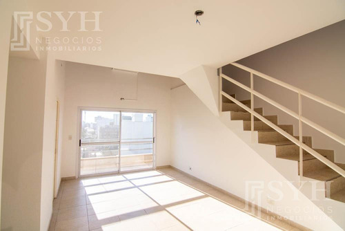 Departamento En Duplex 2 Dormitorios Unico 9 Piso