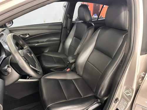 Toyota Yaris 1.3 16V FLEX XL MULTIDRIVE