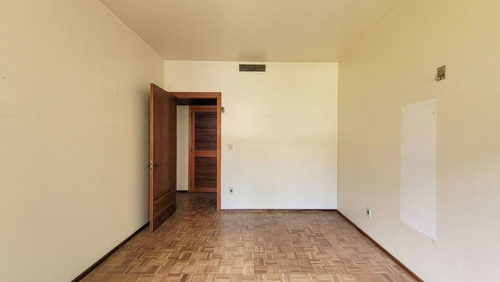 Imagem 28 de 30 de Apartamento À Venda No Bairro Moinhos De Vento - Porto Alegre/rs - O-25815-42517