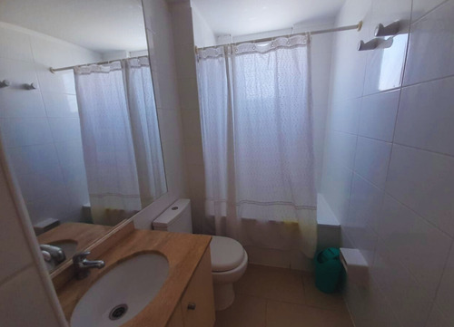 Departamento En Arriendo De 2 Dorm. En Papudo
