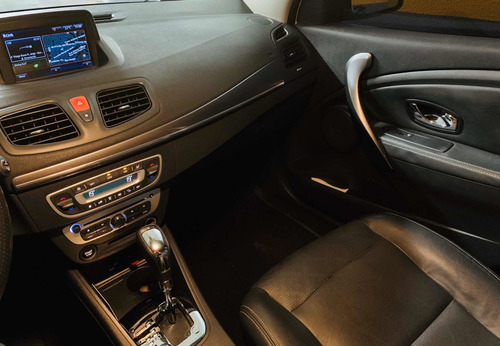 Renault Fluence 2.0 Dynamique Plus X-tronic Hi-flex 4p 2016