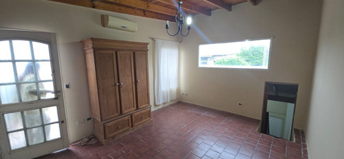 Alquiler - Departamento 2 Ambientes Tipo Ph En San Justo
