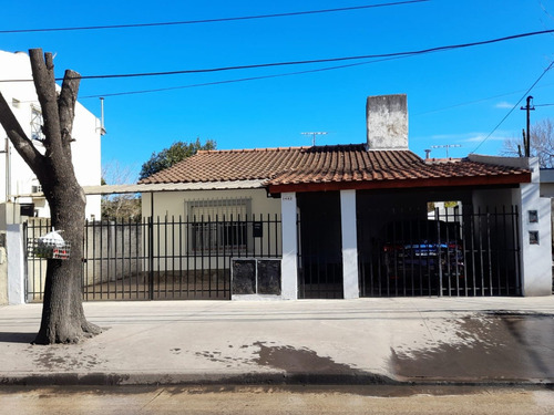 Dos Casas En Venta Ideal Dos Familias Ituzaingo Norte