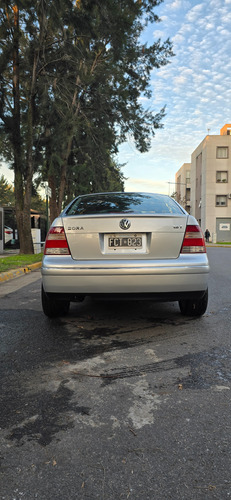 Volkswagen Bora 1.8 T Highline Cu