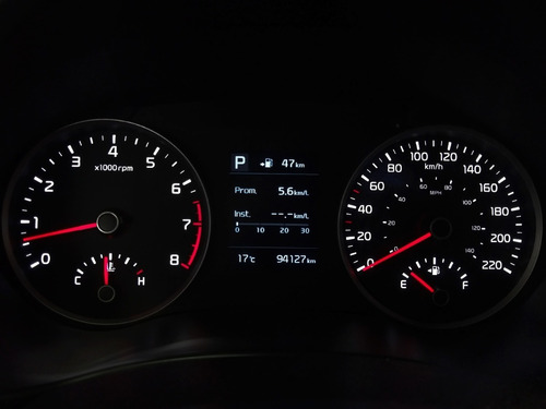 Imagen 15 de 15 de Kia Rio Hb Ex Pack 2019 Rojo