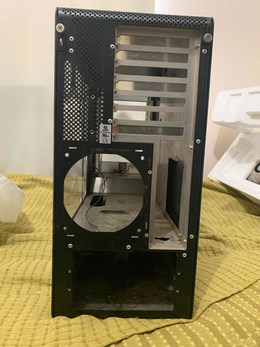 Imagen 8 de 8 de Gabinete Lian Li 1200b Plus Custom