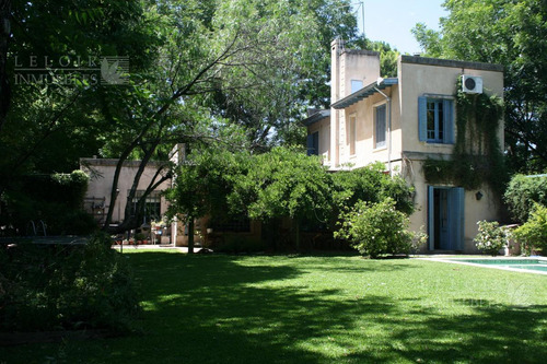 Casa - Barrio Parque Leloir